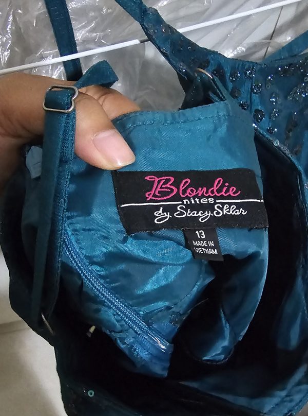 Vestido de brillo - Imagen 4
