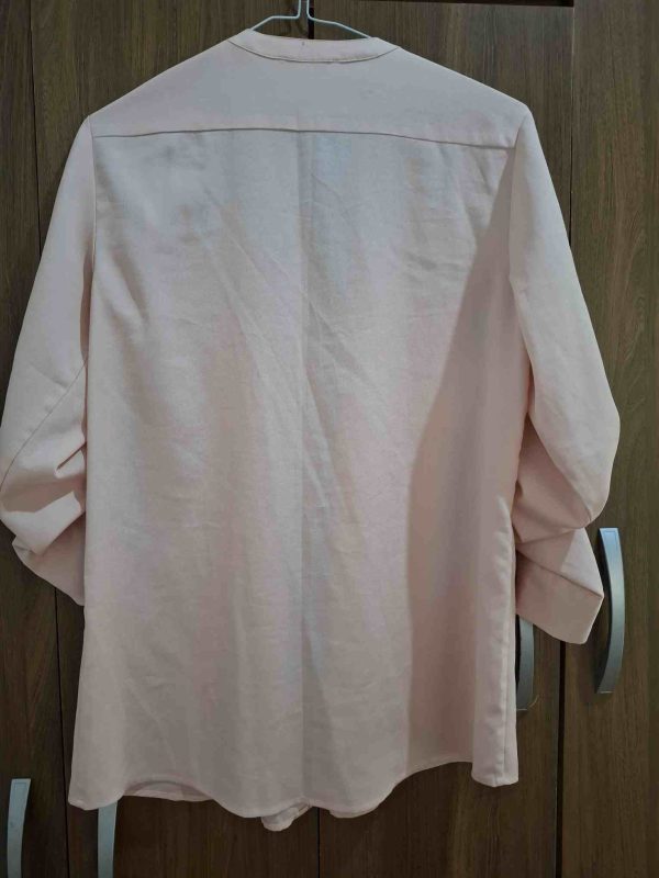 Camisa Calvin Klein rosa pastel - Imagen 3