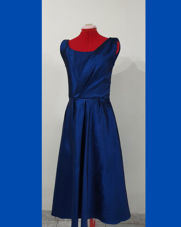 Vestido de tafetán azul