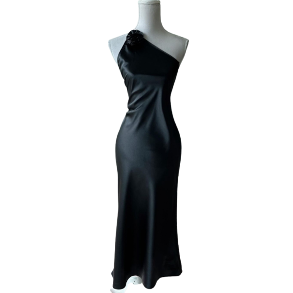 Hermoso vestido satén - nuevo- talla small