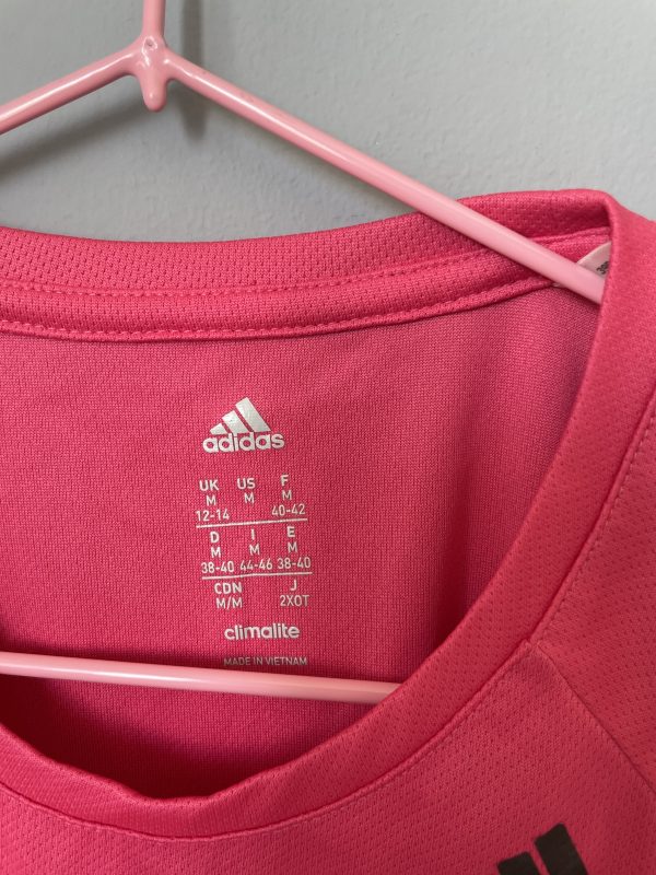 Camiseta de hacer ejercicio marca adidas