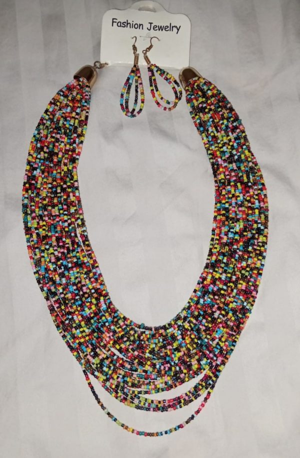Collar y Aretes - Imagen 2