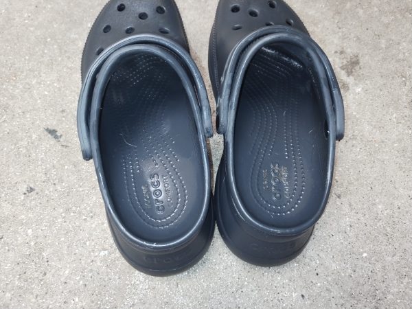 Crocs negra altas - Imagen 3