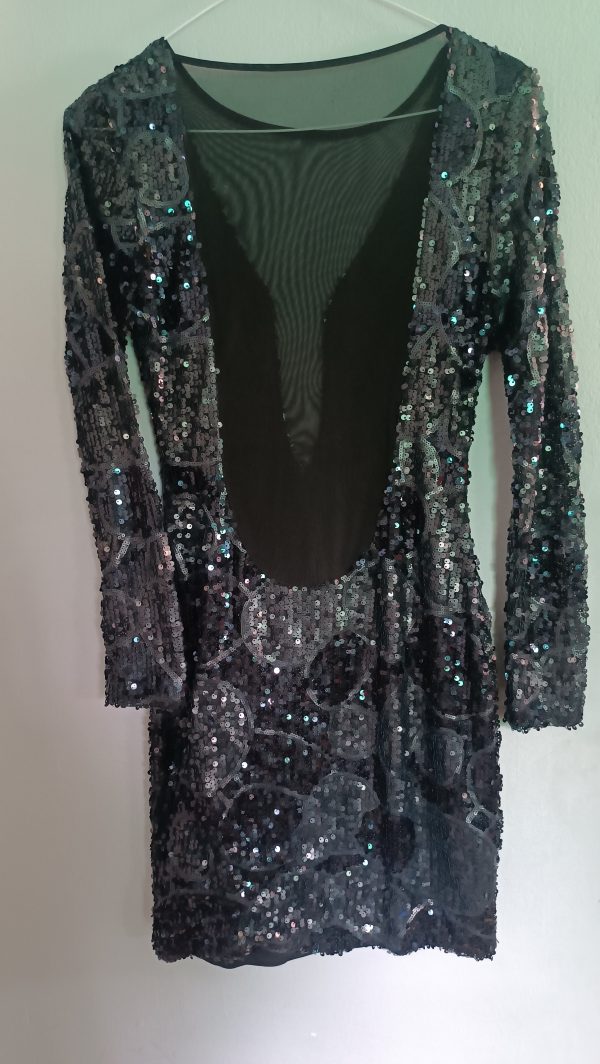 Vestido negro de lentejuelas - Imagen 2