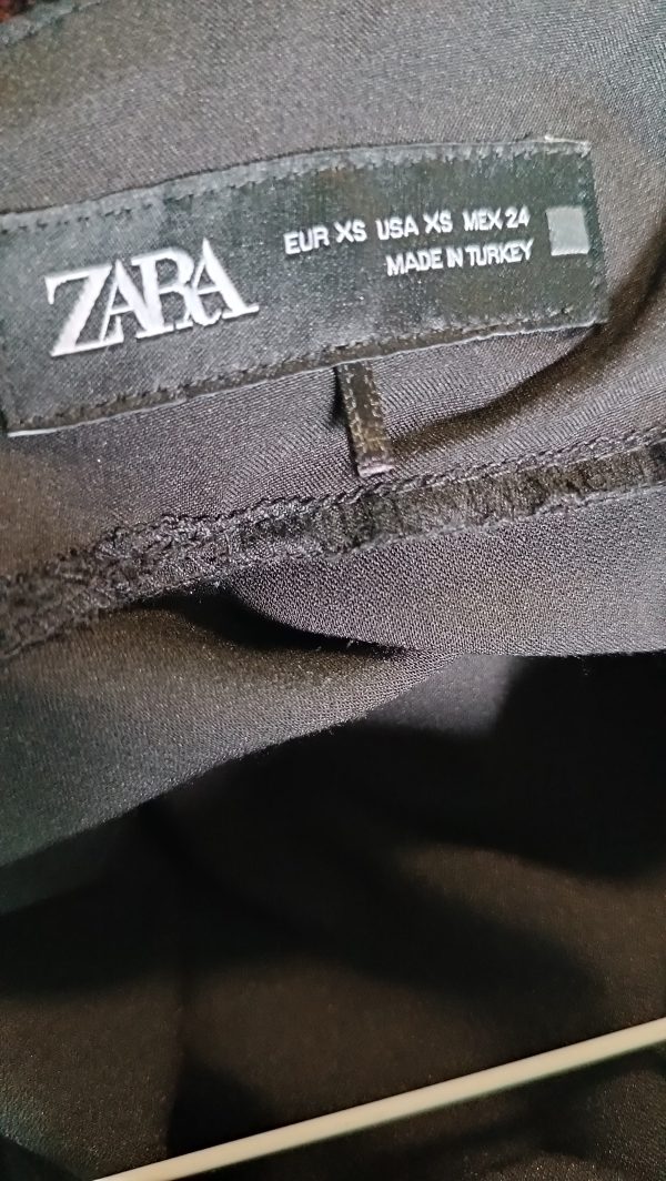 Vestido negro Zara - Imagen 4