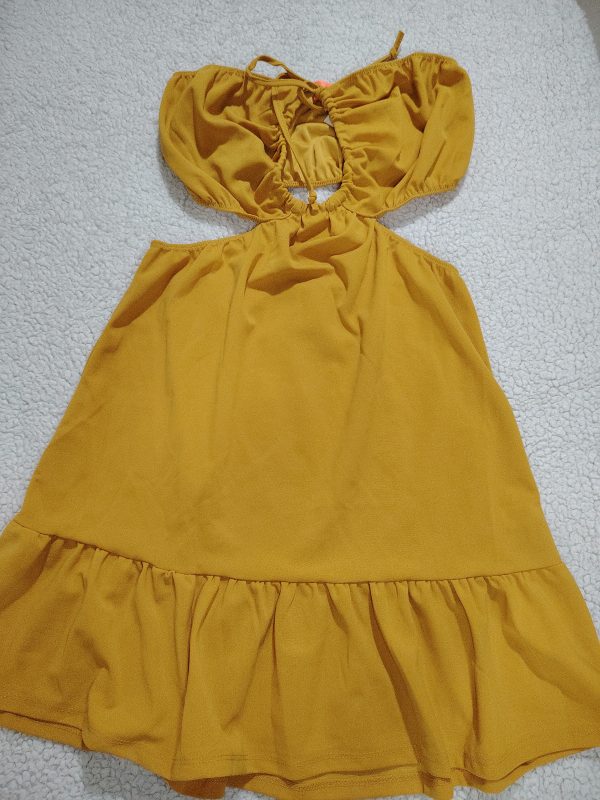 Vestido mostaza