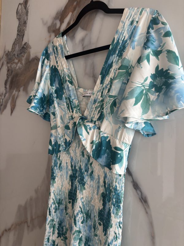 Vestido floral formal o semi-formal - Imagen 3