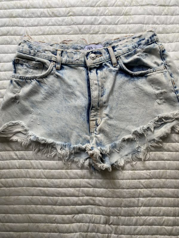 Short Zara
