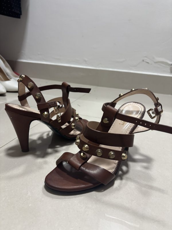 Zapatos de cuero italiano