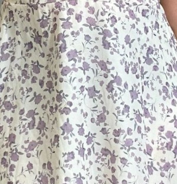 Vestido con estampado floral talla small Precio $10.00 - Imagen 5