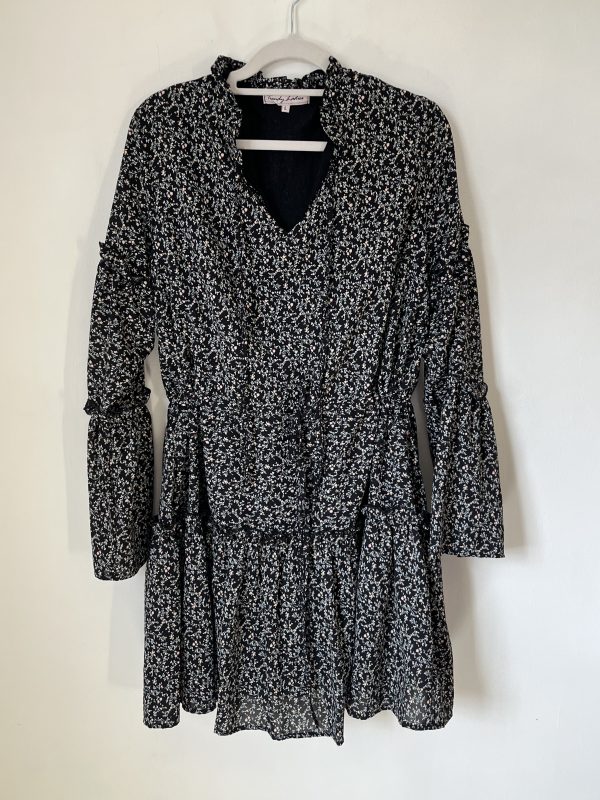 Vestido negro floral