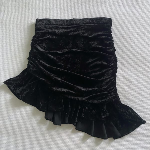 mini falda de zara en terciopelo velvet