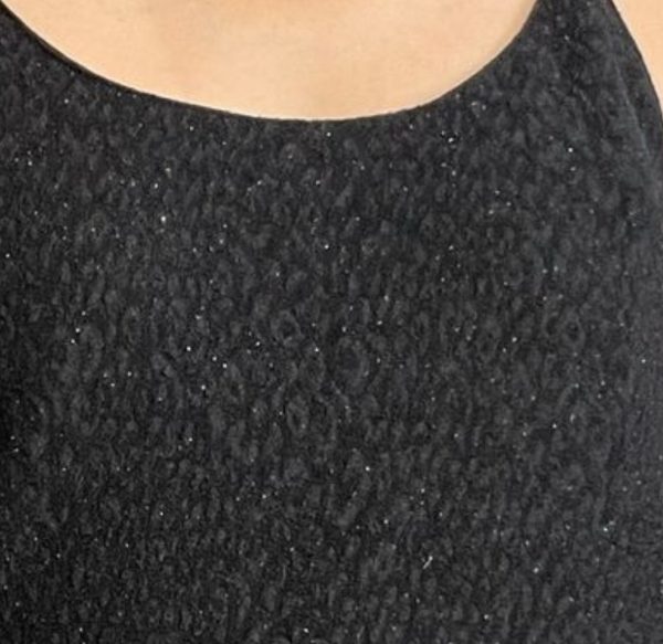 Blusa con brillos Talla small Precio $5.00 - Imagen 3