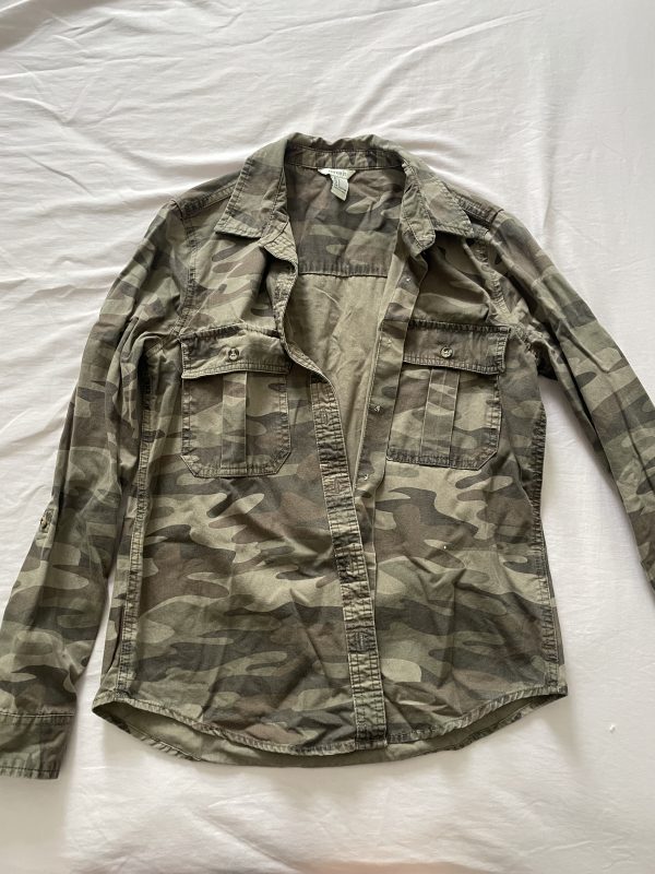 Abrigo de camuflaje FOREVER21