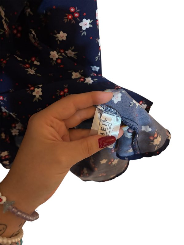 Falda azul con flores - Imagen 3