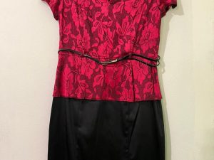 Vestido Kara rojo Talla 8 - parte delantera