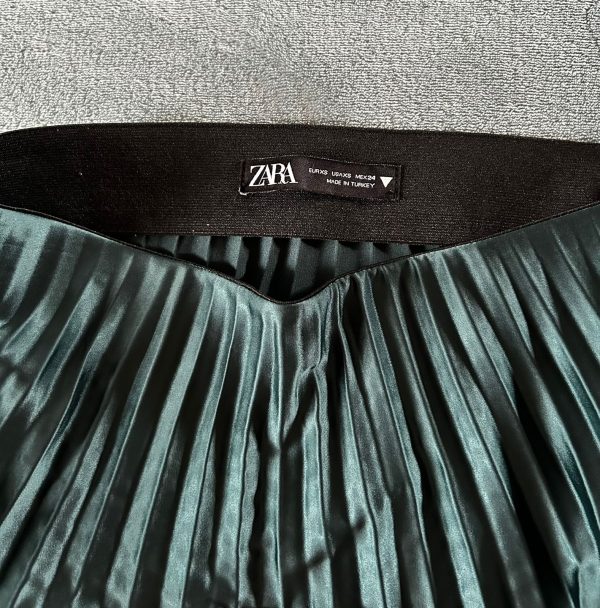 Falda Zara/ estilo plisado - Imagen 5