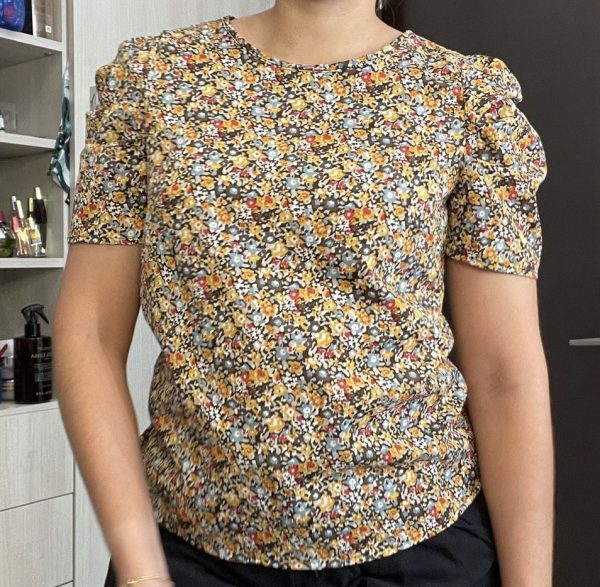 Blusa estampada con colores otoñales Talla small