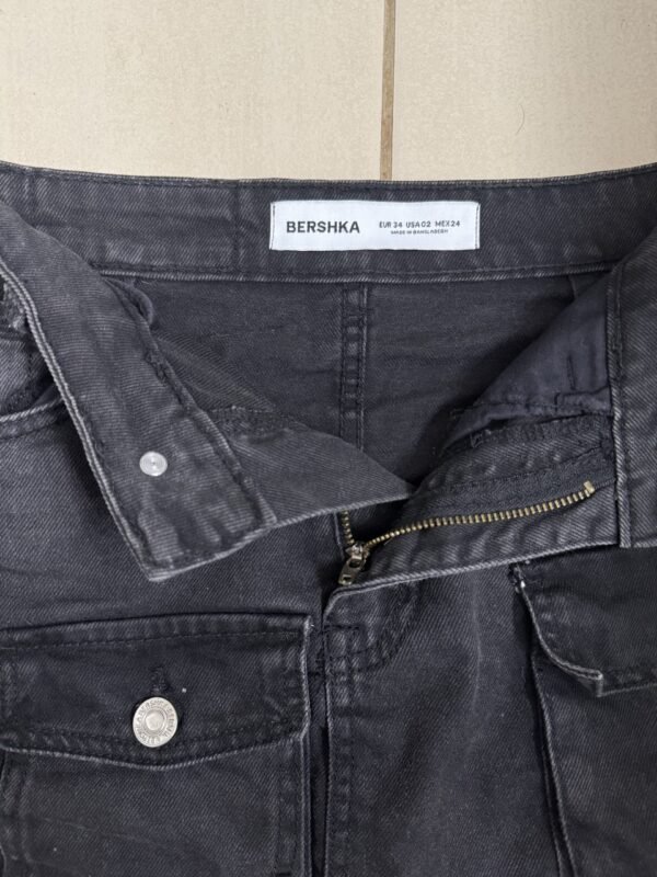 Falda Bershka Talla 34 - Imagen 2