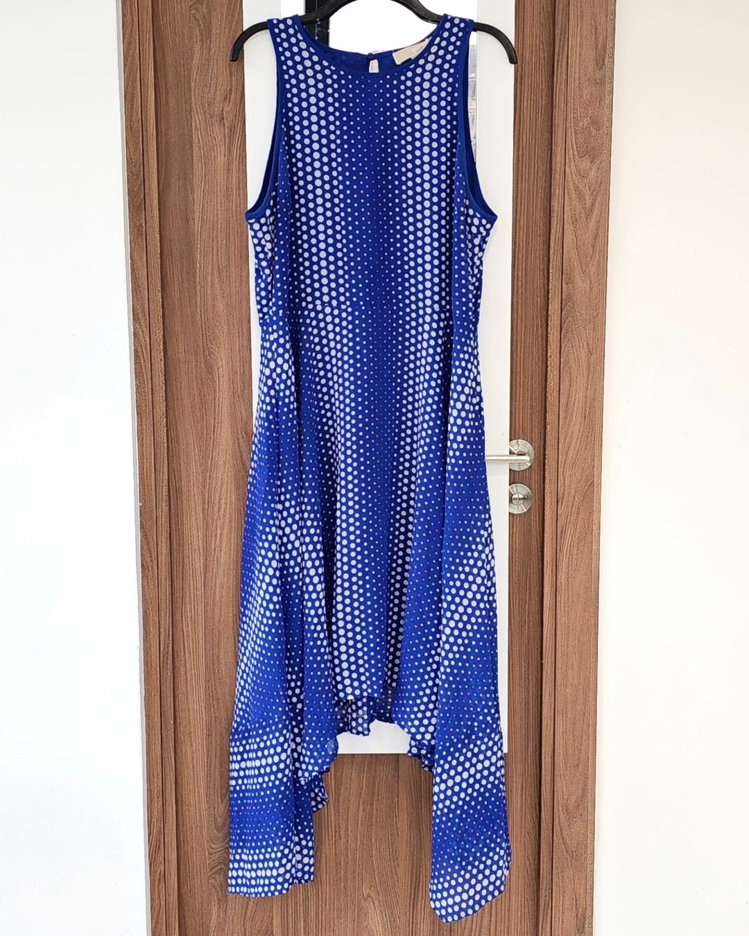 MAXI VESTIDO S/MANGAS ZIPPER LATERAL