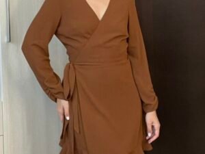 Vestido Gianni Binni marron talla médium Precio $10.00