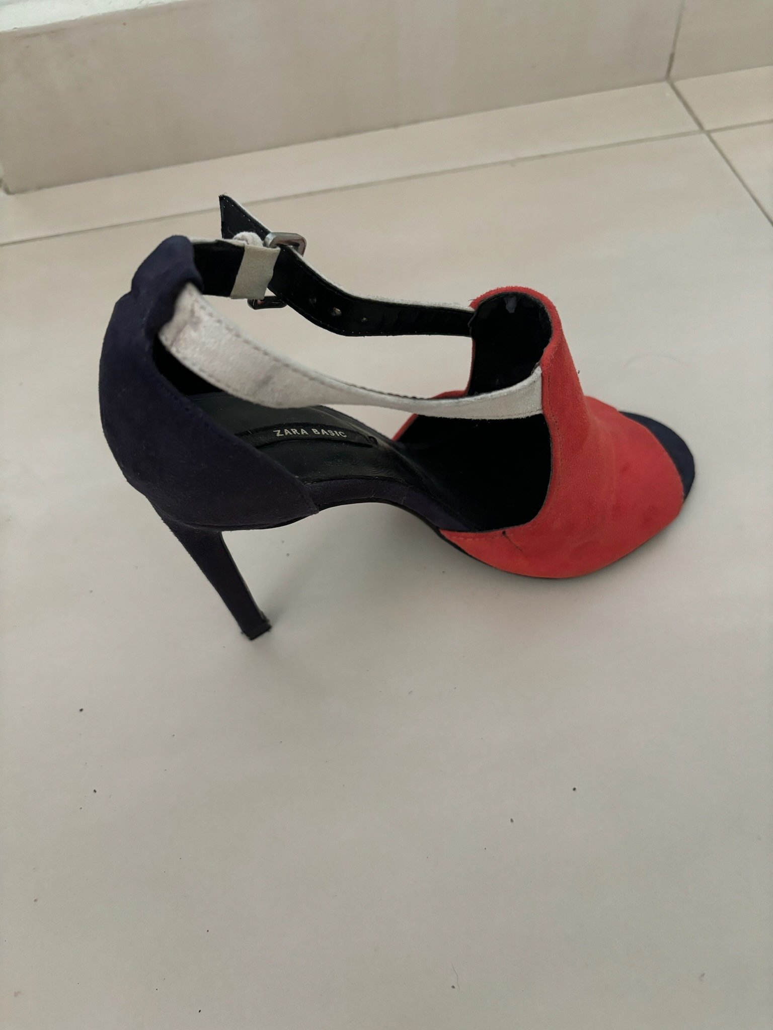 Zapatos de tacón Zara - Imagen 3