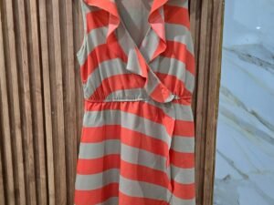 BCBG vestido naranaja y crema