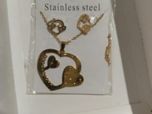 Collar de acero inoxidable
