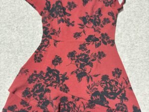 Vestido corto estampado rojo