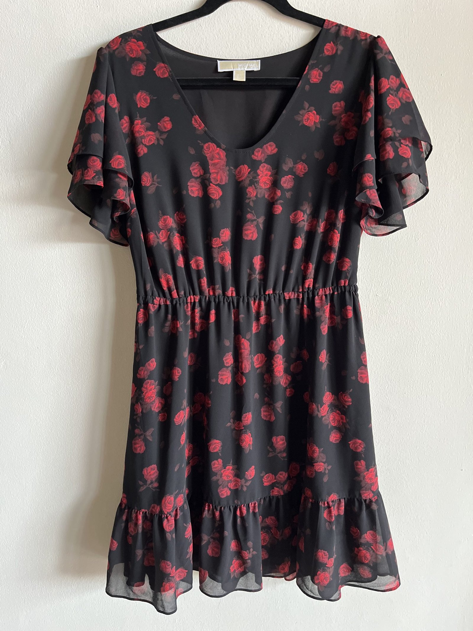 Vestido Michael Kors negro con flores negras