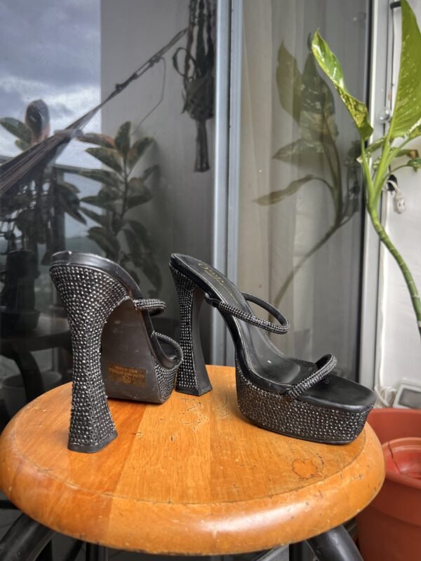 Tacones de noche - Imagen 3
