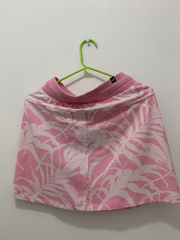 PUMA Falda para mujer Essential Palm Resort Graphic - Imagen 2