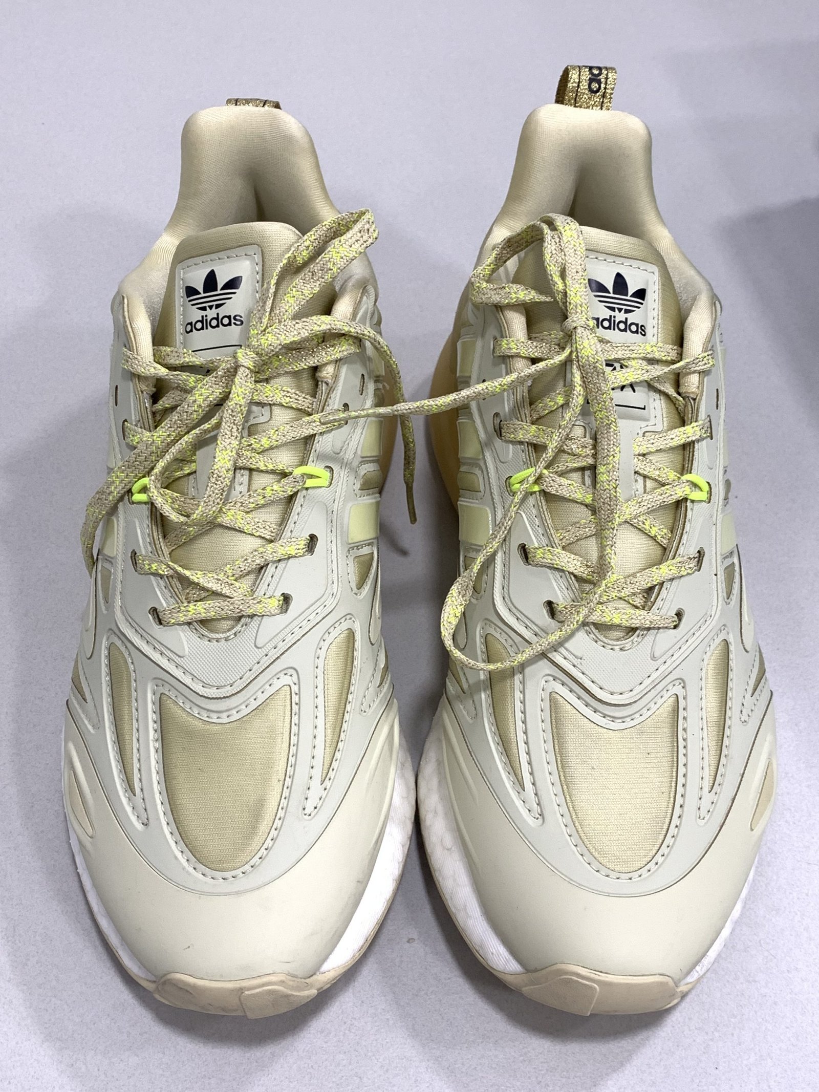 Zapatillas Adidas talla 7 - Imagen 2