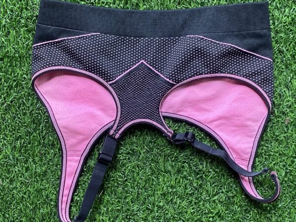 Sport bra ajustable. - Imagen 3