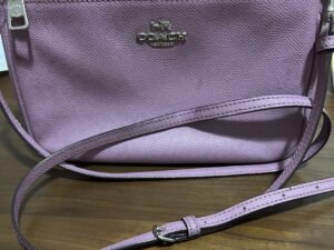 Cartera Coach