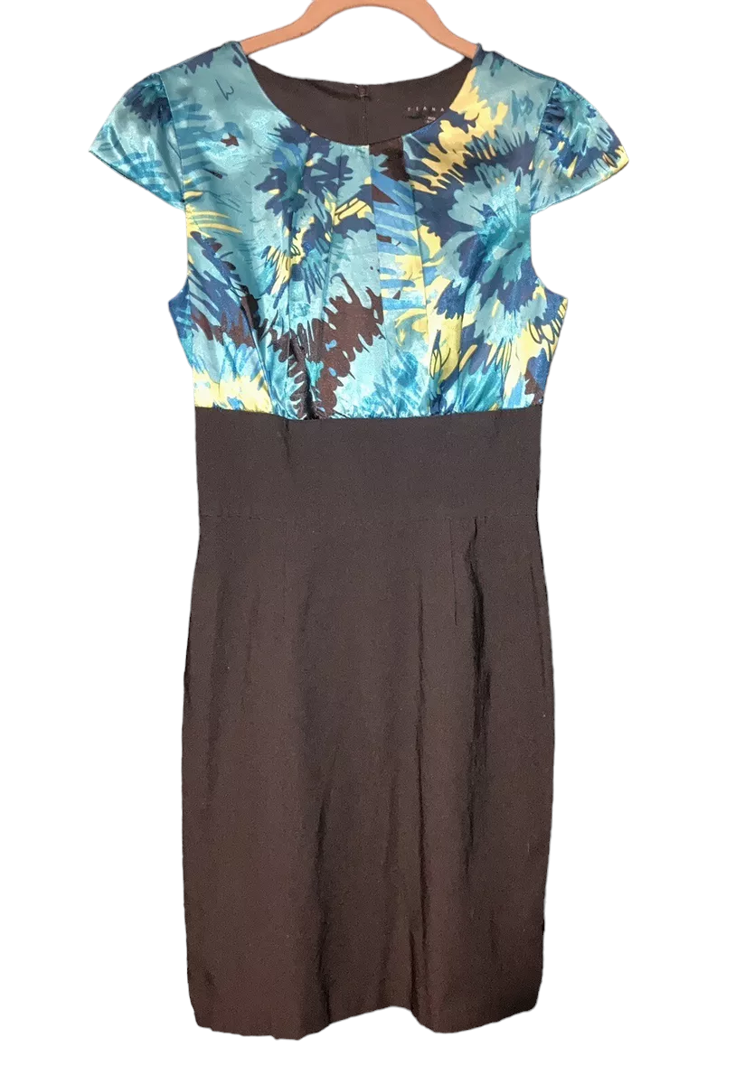 Traje celeste satin con negro