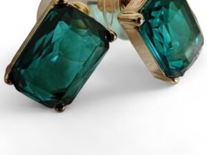 Aretes