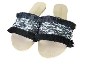 Chancletas con flecos