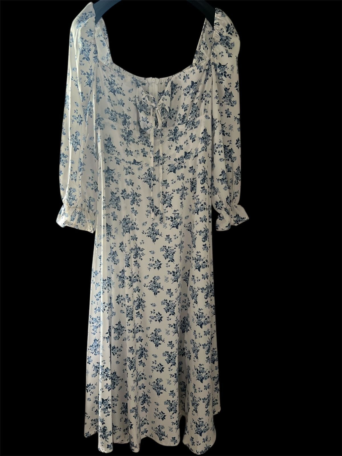 Vestido Floral con abertura en el muslo - Imagen 4