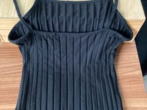 Vestido negro ajustado