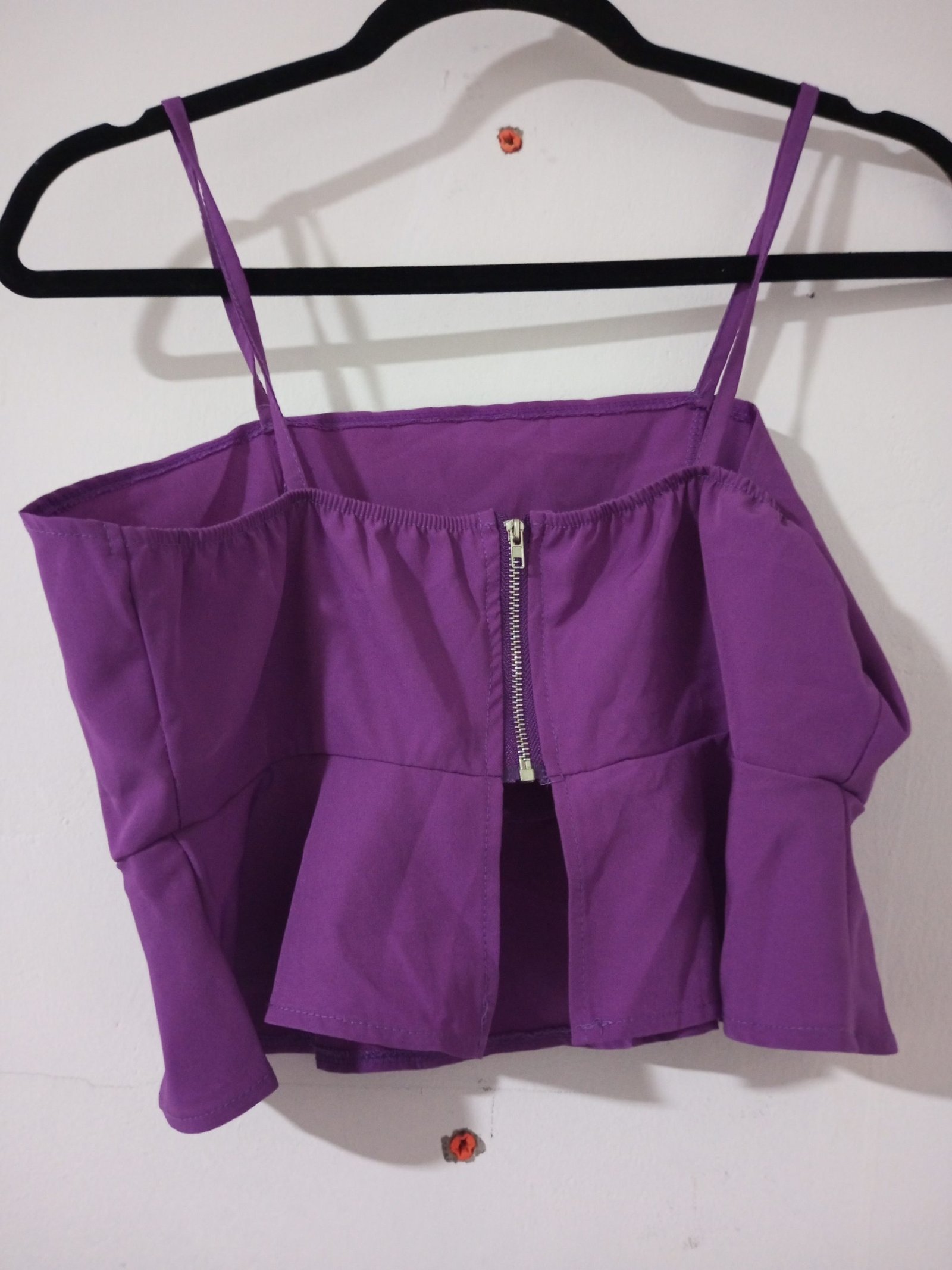 Set de pantalón y crop top ¡nuevo! - Imagen 3