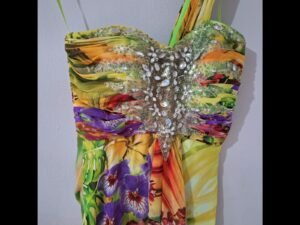 Vestido con drapeado