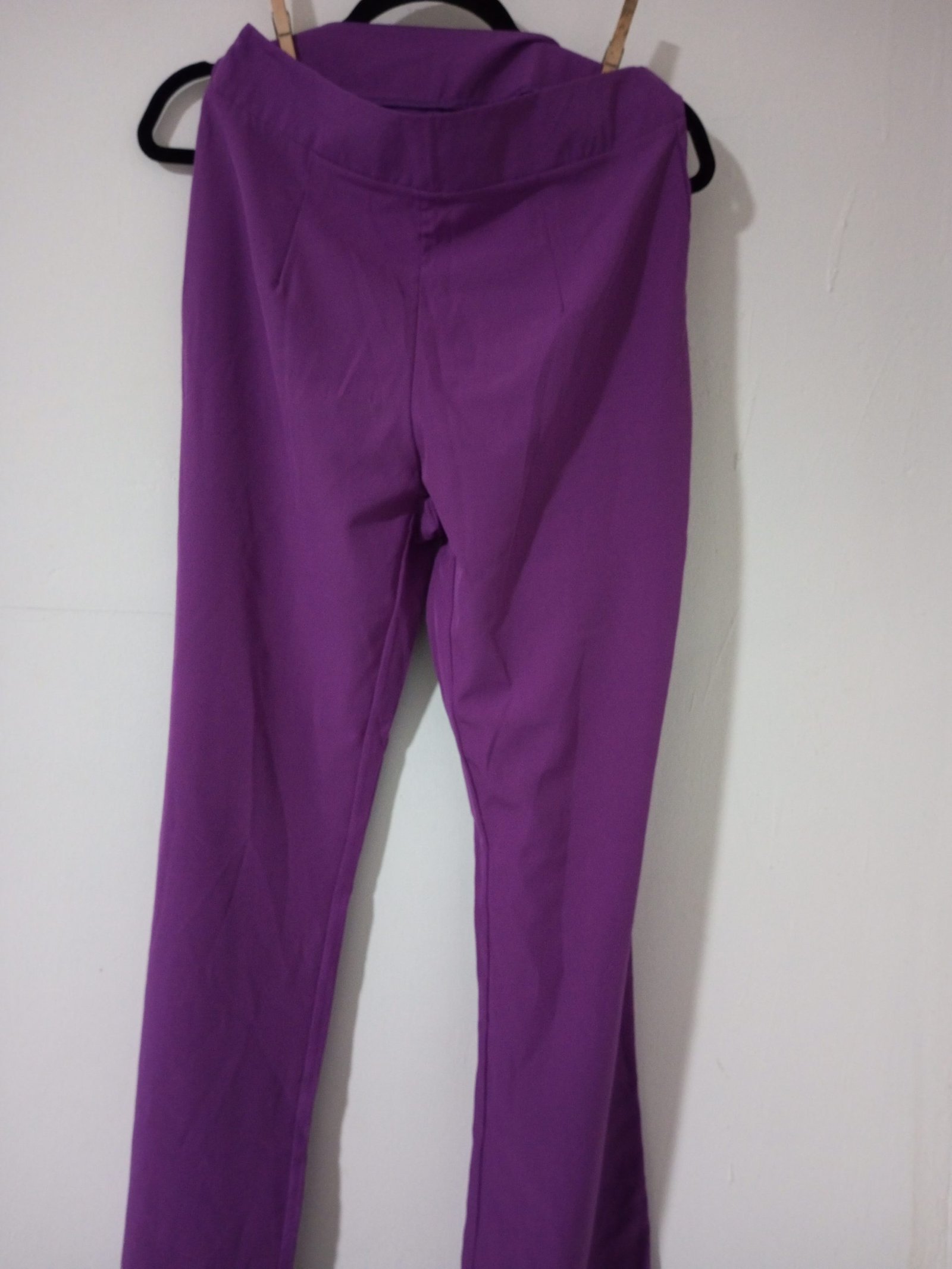 Set de pantalón y crop top ¡nuevo! - Imagen 2