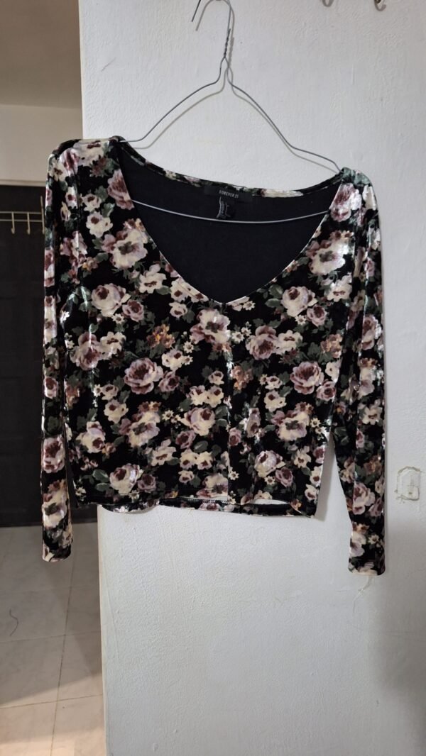 Crop Top Manga Larga Forever 21 - Imagen 3