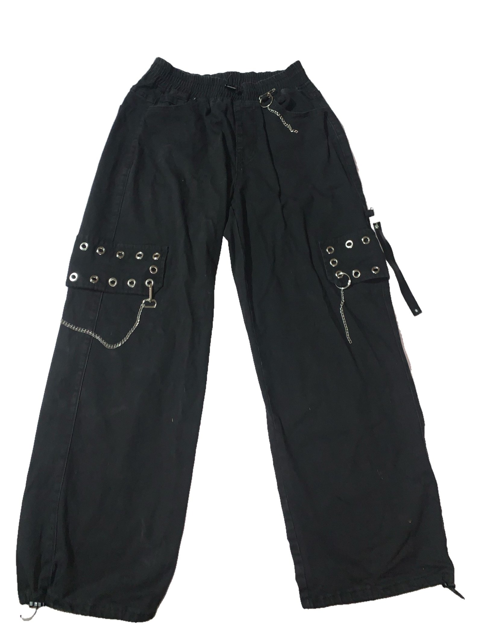 Pantalón cargo negro (Fashion Nova)