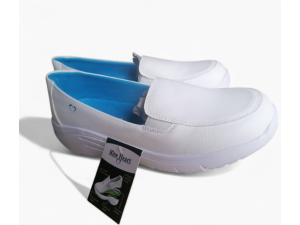 Zapato de enfermería no usado