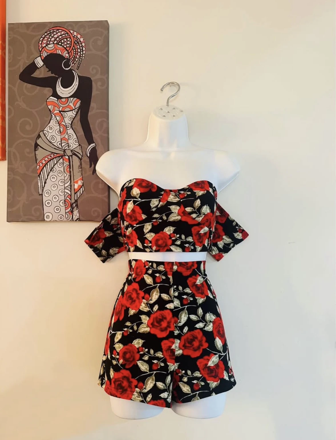 Conjunto de crop top y short stretch de Shein