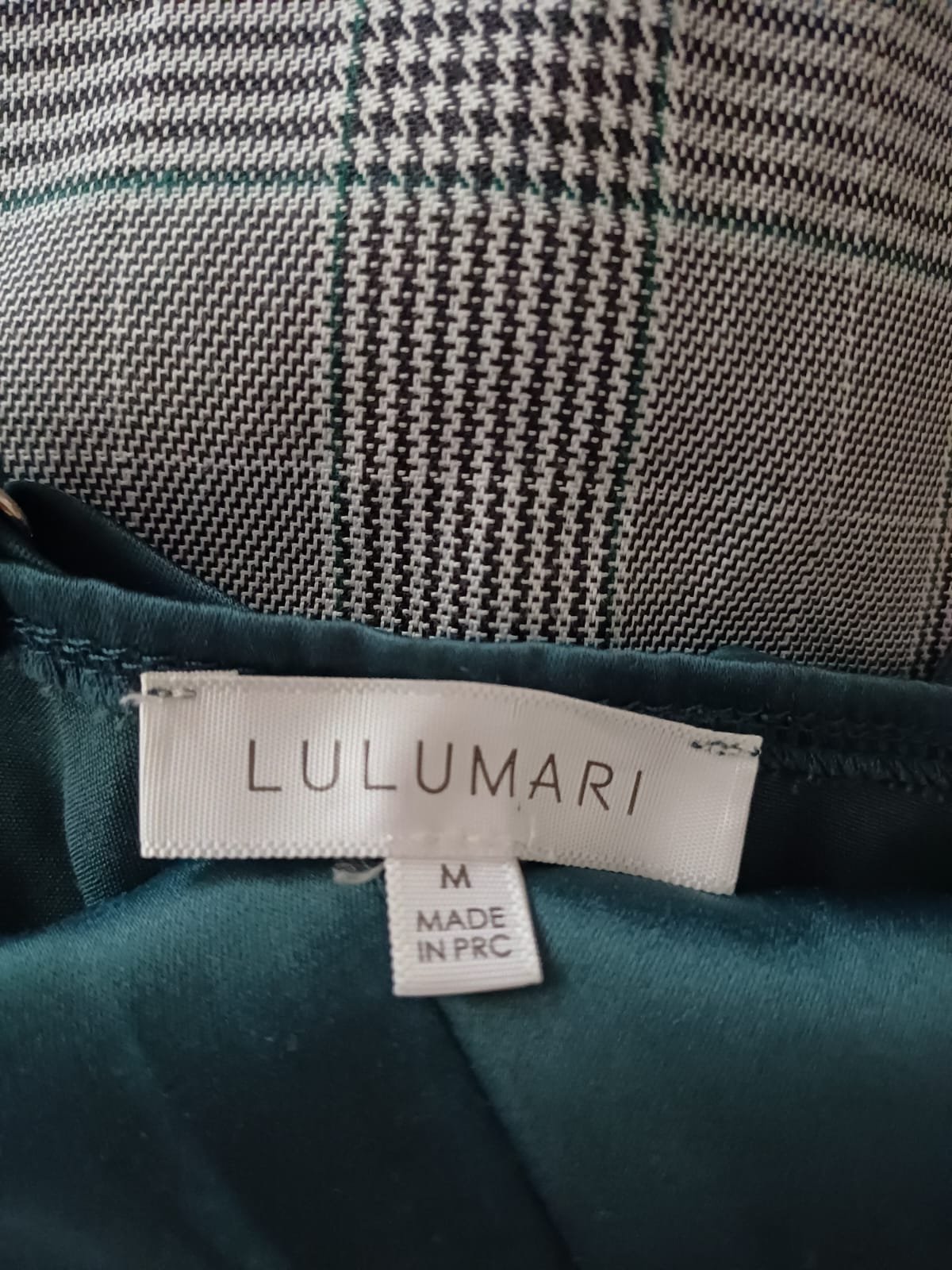 Mini Vestido Asimétrico – Lulumari - Imagen 4